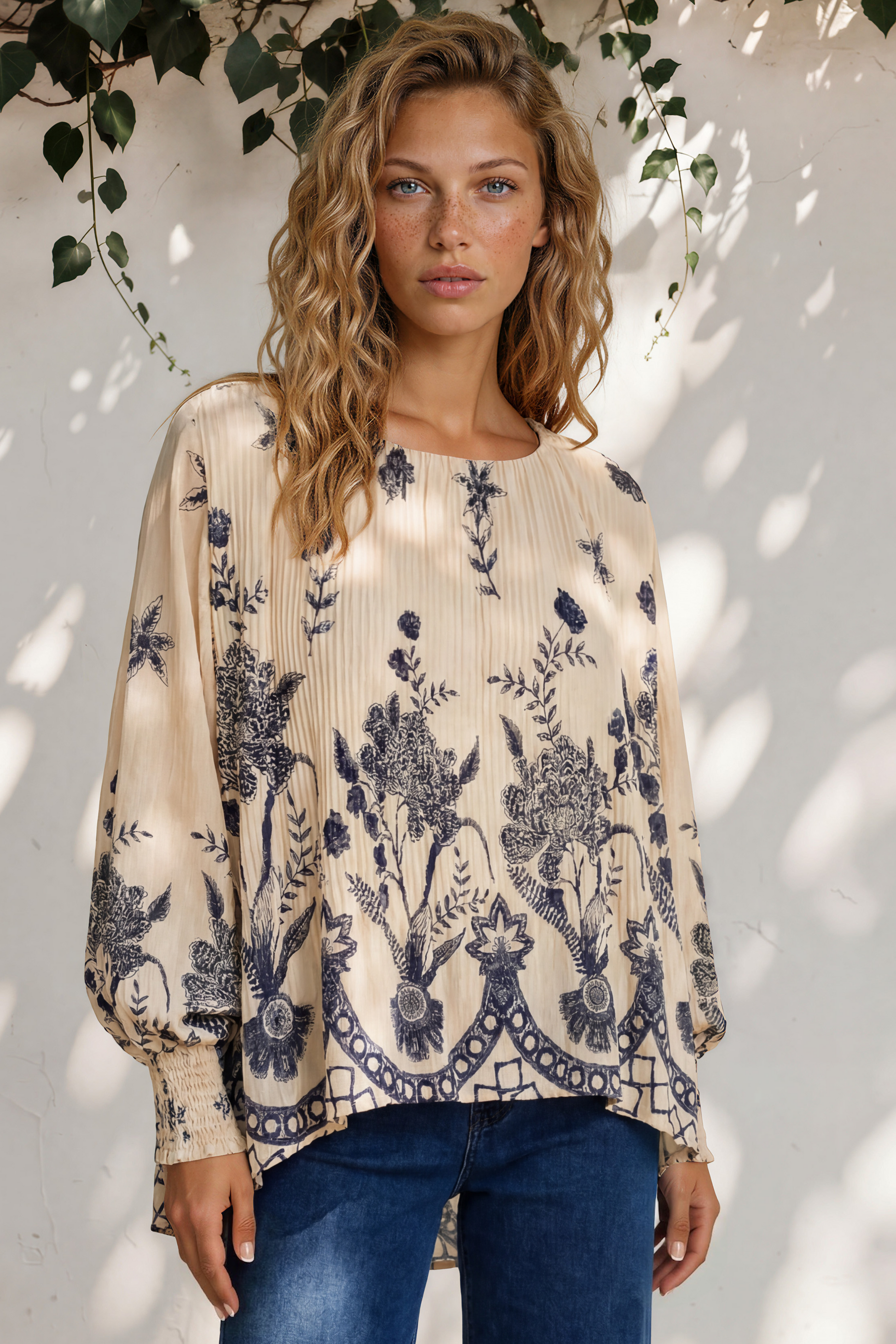 Gelina Top - Crew Neck Pleated High Low Pull Over with Balloon Sleeves in Gerry Print Beige
