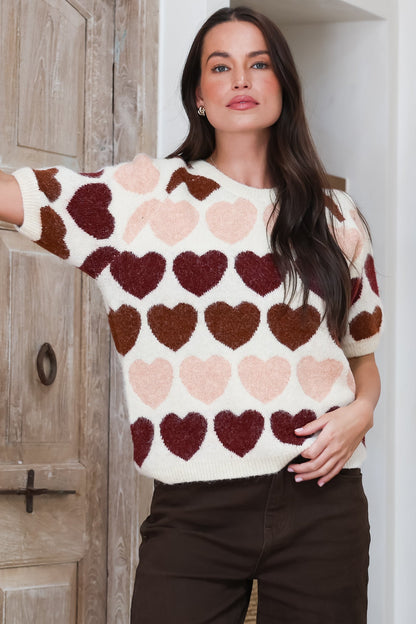 Filippa Knit Top - Crew Neck Short Sleeve Woven Heart Print Knit in Wine