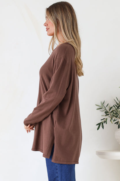 Rylee Jumper - Crew Neck Long Sleeve Pullover with Side Splits in Chocolate