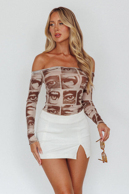 Ramona Long Sleeve Off-Shoulder Top Print Brown