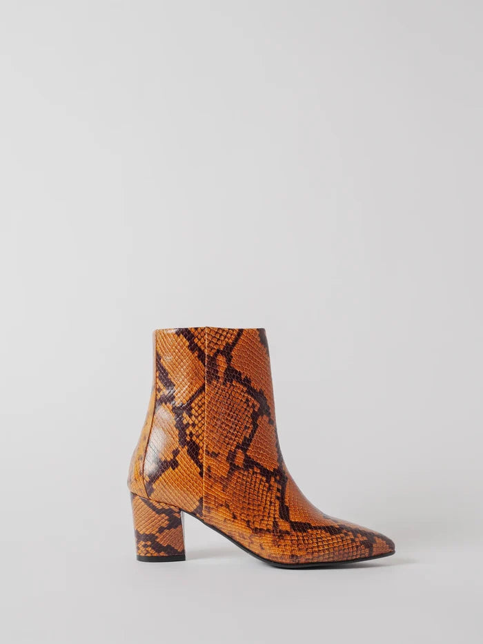 Blankens The Riverside Serpent-skinnboots NWOT