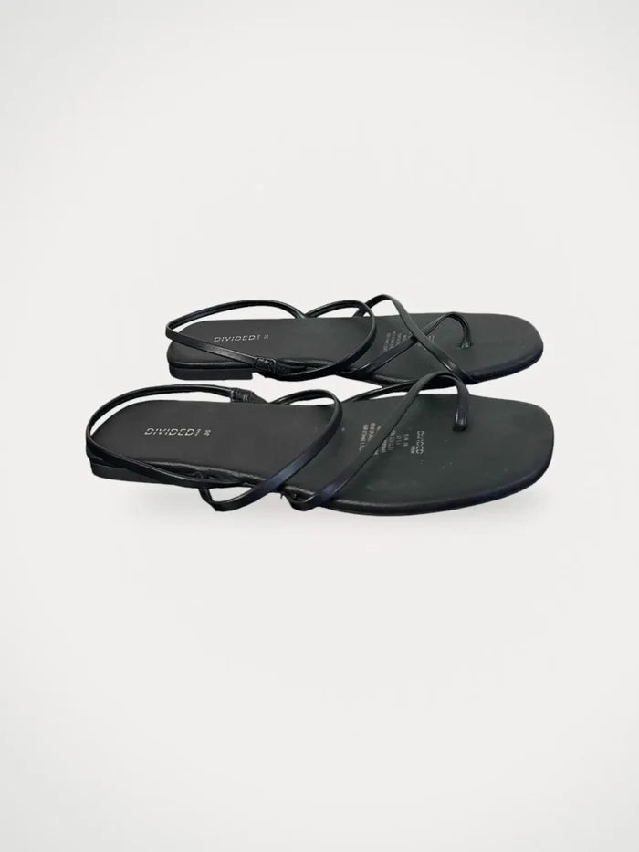 Divided-sandaler