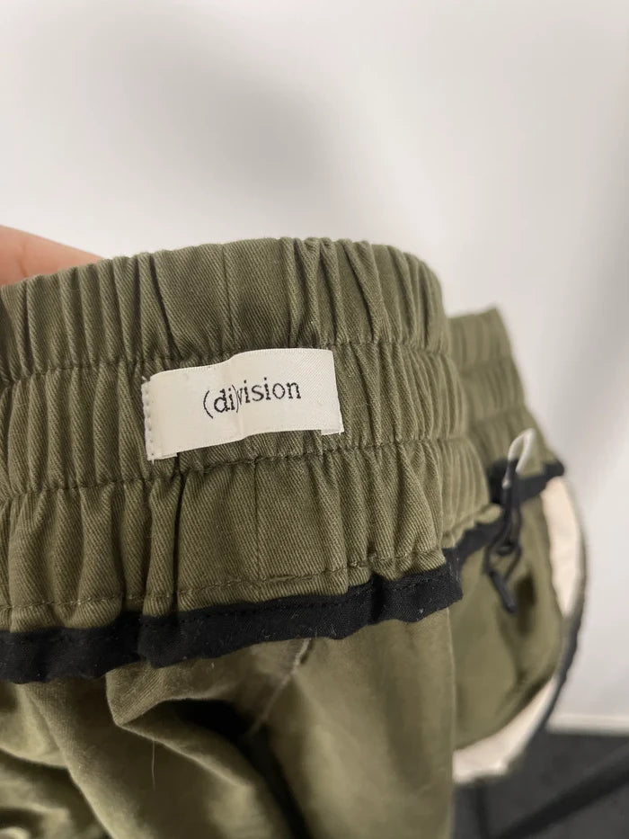 (Di)Vision Track-byxor
