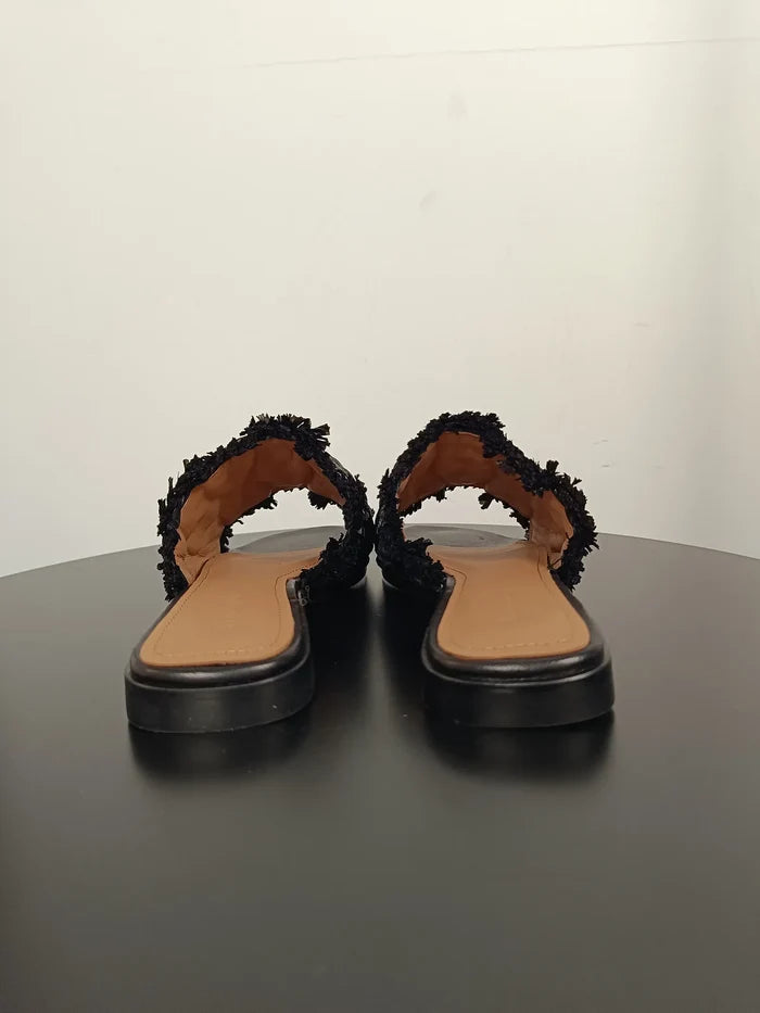Flattered Black Braided Flats-sandaler NWOT