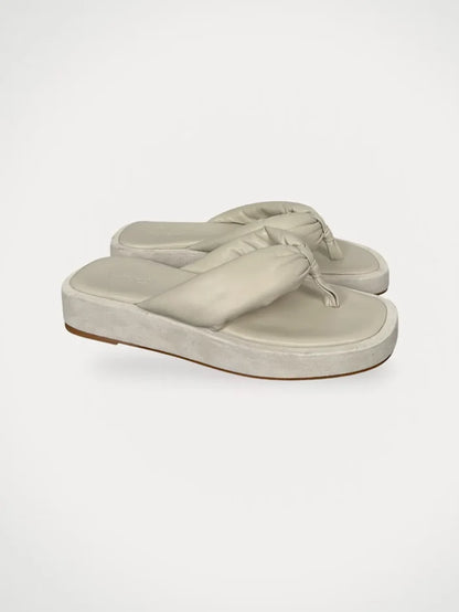 Flattered Blair Creme Leather / Suede-skinnsandaler