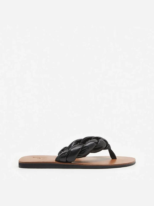 Flattered Blanche Black Leather-skinnflip-flops