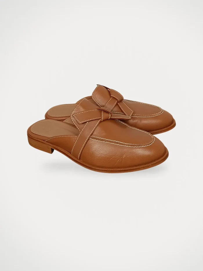 Flattered Daisy Leather Brown-skinnsandaler NWOT