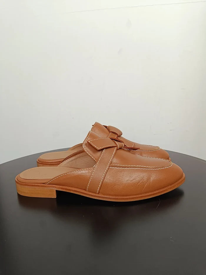 Flattered Daisy Leather Brown-skinnsandaler NWOT