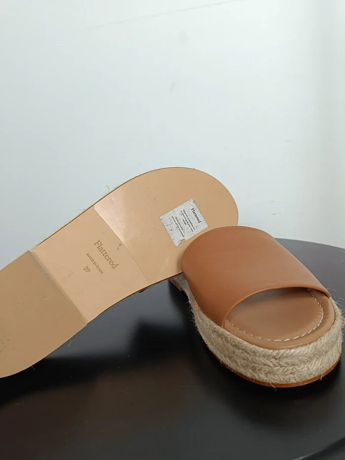 Flattered Ellen Cognac Leather-skinnsandaler NWOT