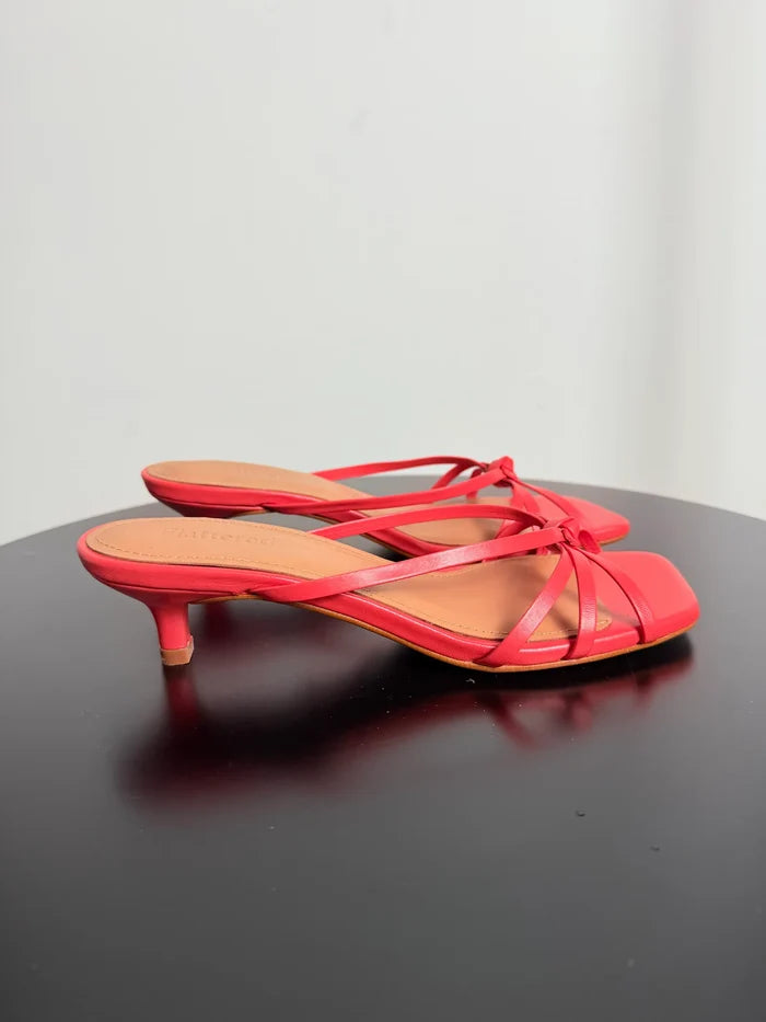 Flattered Eunisa-skinnskor NWOT