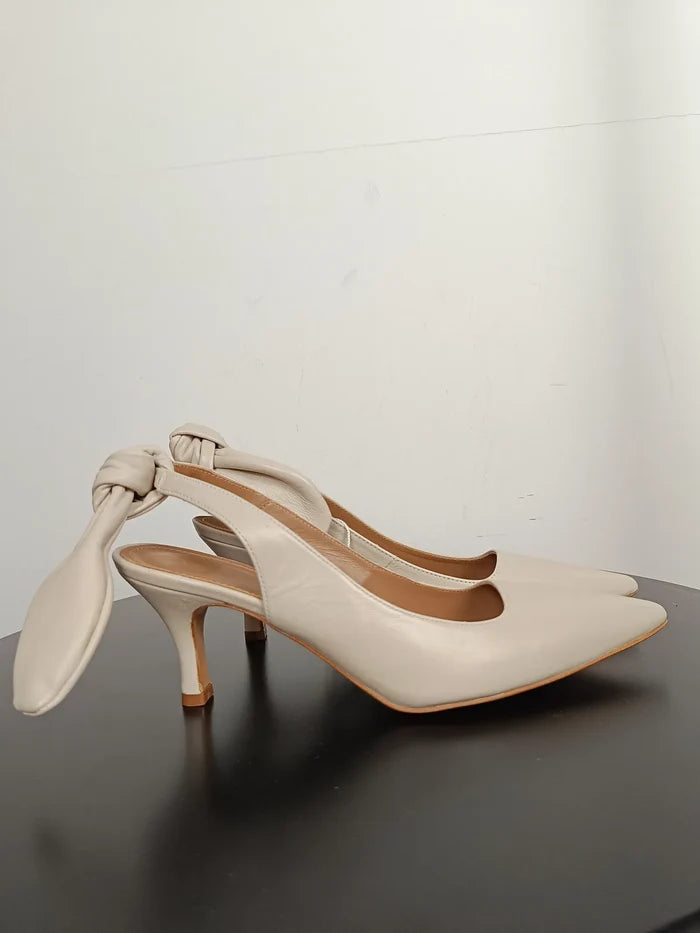 Flattered Francesca Bow-skinnklackar NWOT