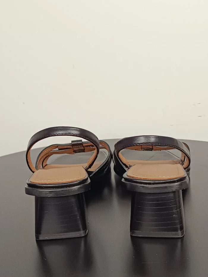 Flattered Freja-skinnklackar NWOT