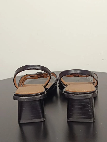 Flattered Freja-skinnklackar NWOT