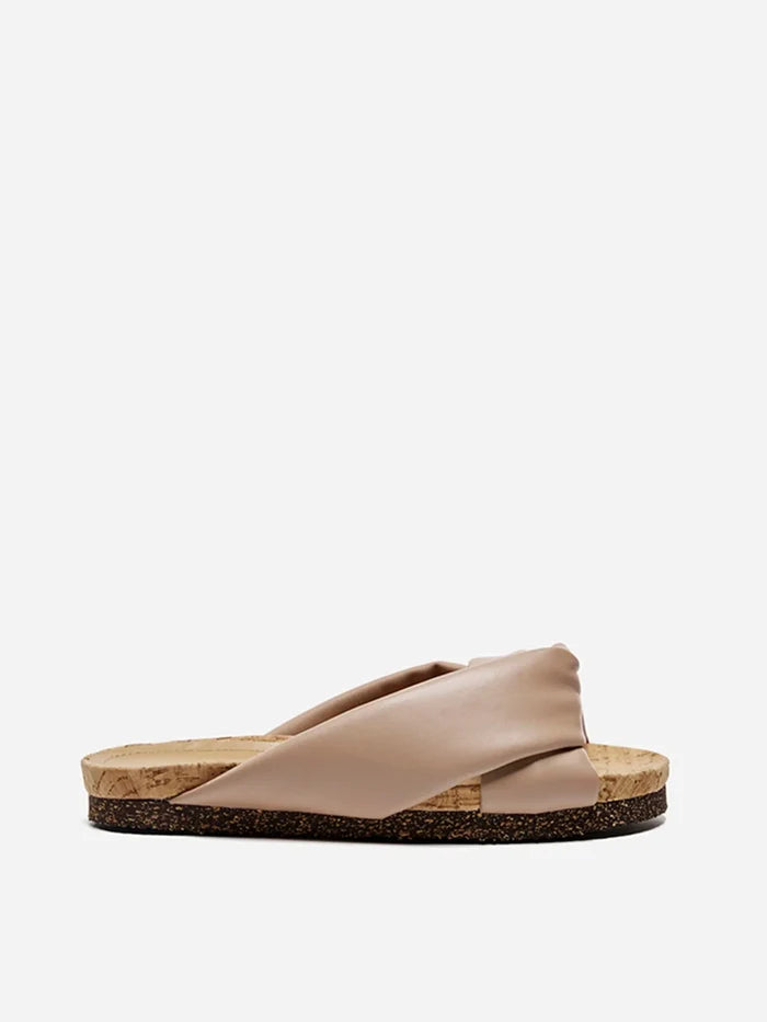 Flattered Lou Beige Vegan-skinnsandaler NWOT
