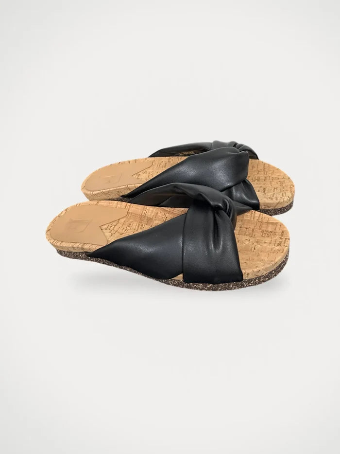 Flattered Lou Black Vegan-skinnsandaler NWOT
