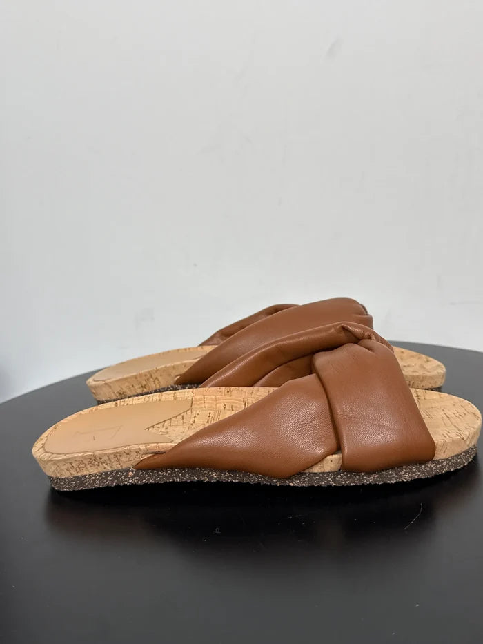 Flattered Lou Brown Vegan-skinnsandaler NWOT