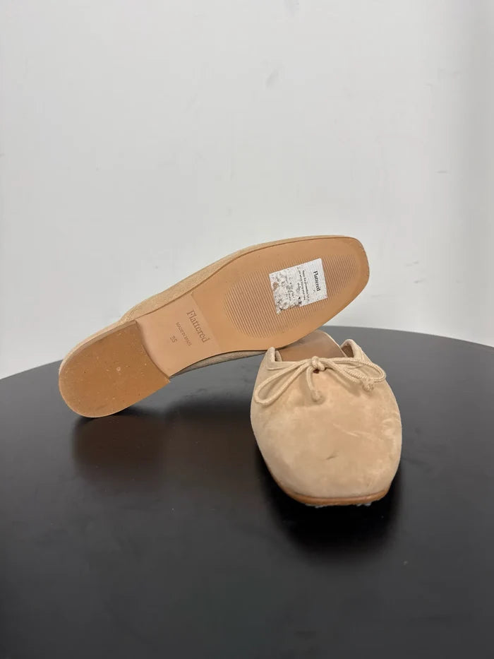 Flattered Malva Beige Suede-ballerinaskor