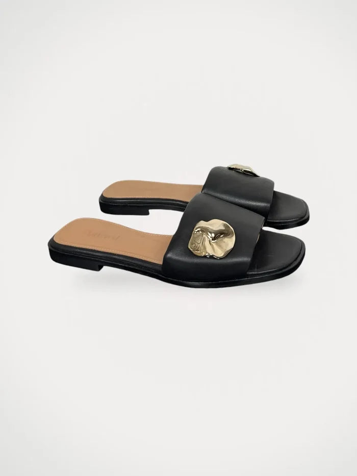 Flattered Mira Black Leather-skinnsandaler