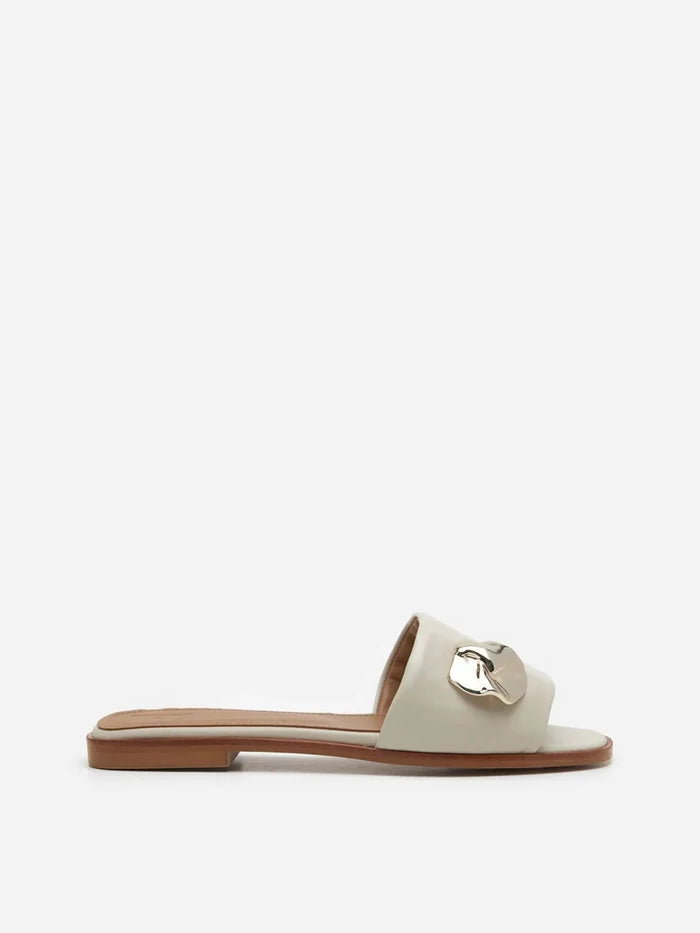 Flattered Mira Creme Leather-skinnsandaler NWOT