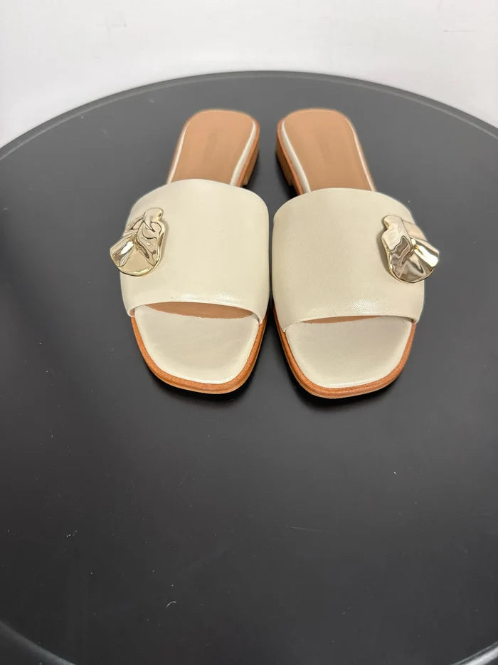 Flattered Mira Creme Leather-skinnsandaler NWOT