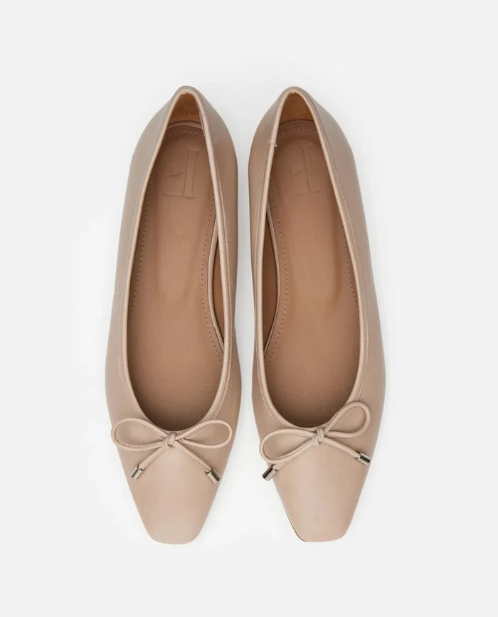 Flattered Monica Leather Beige-skinnballerinaskor