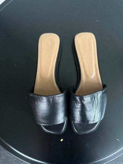 Flattered Mouna Leather Black-skinnsandaler
