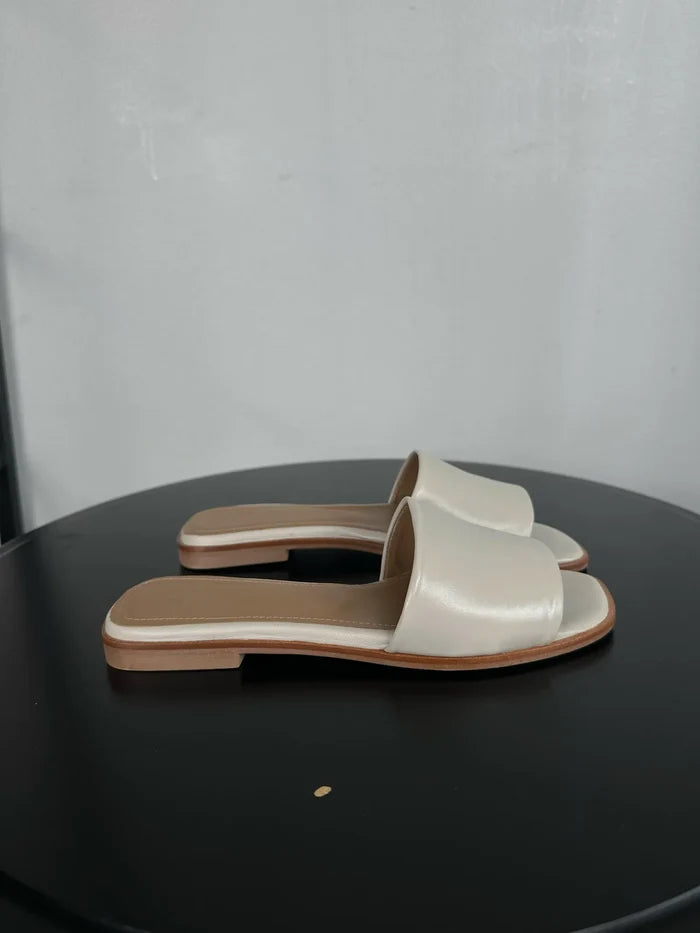 Flattered Mouna Leather White-skinnsandaler NWT