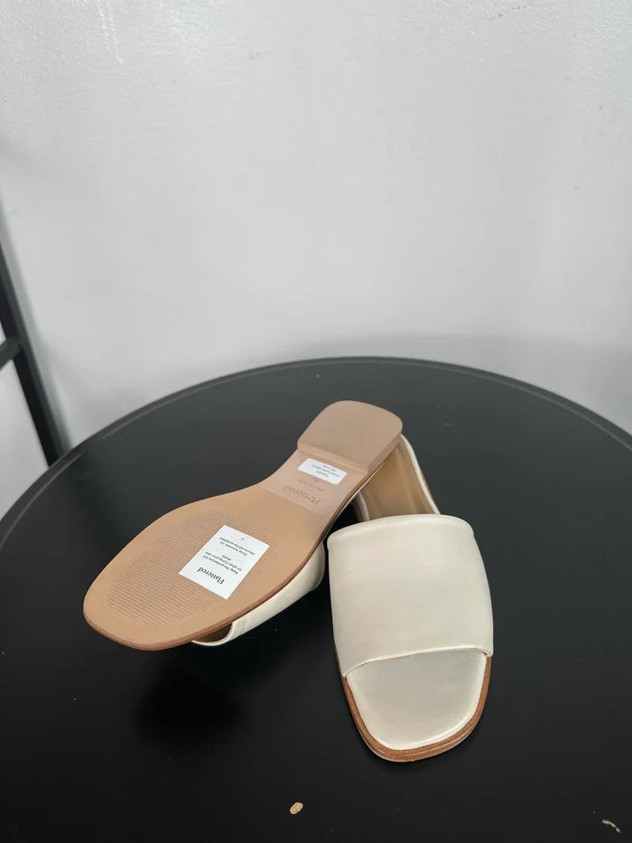 Flattered Mouna Leather White-skinnsandaler NWT