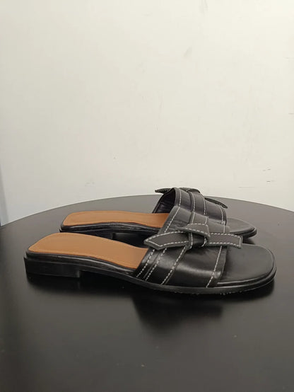 Flattered My-skinnsandaler NWOT