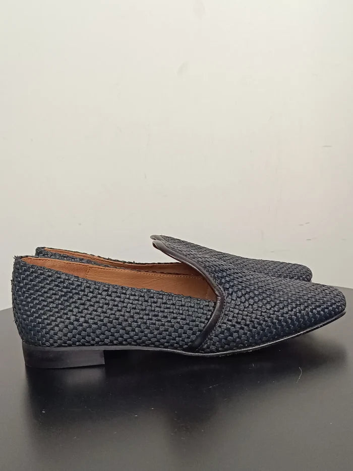 Flattered Omega-loafers