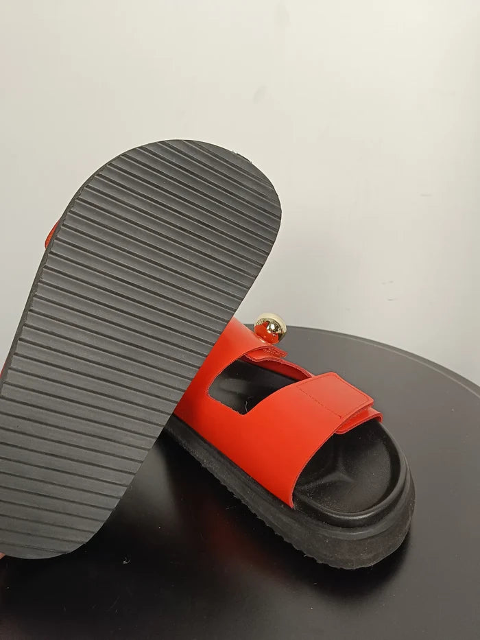 Flattered Red Chunky Sandals-skinnsandaler NWOT