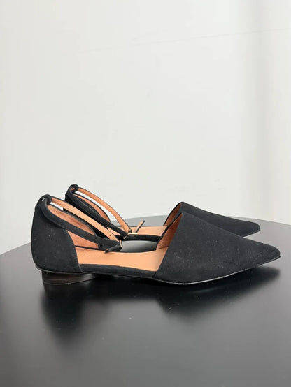 Flattered-sandaler