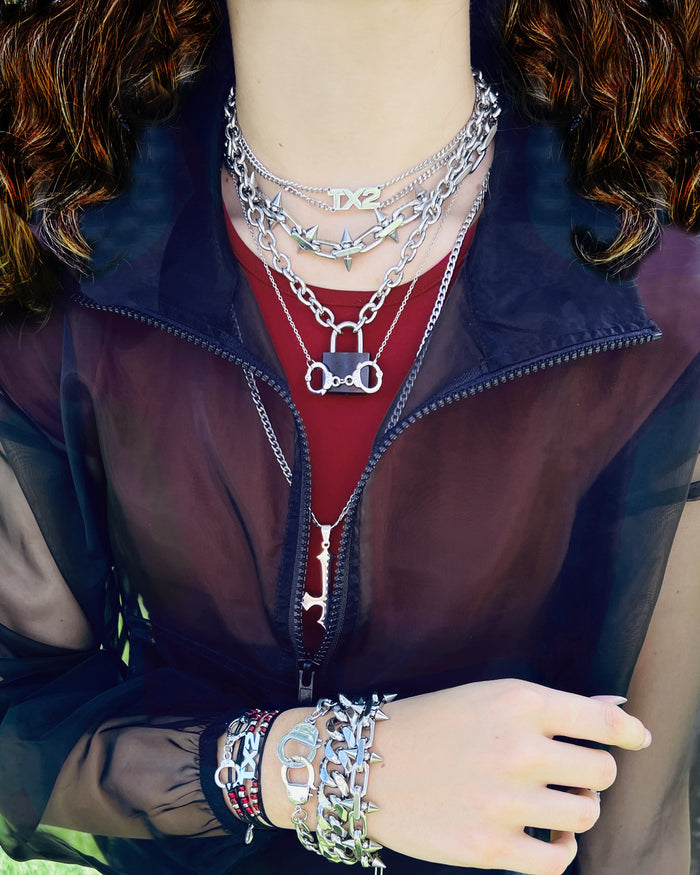 Necklace ~ I Refuse To Bow Down by TX2