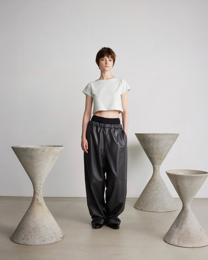 Graphpaper_25SS_LOOK_WOMEN_SNS_4*5_250107_19.jpg__PID:aa3bd9a8-c1b3-43fe-8f51-0ca51b09c6cc