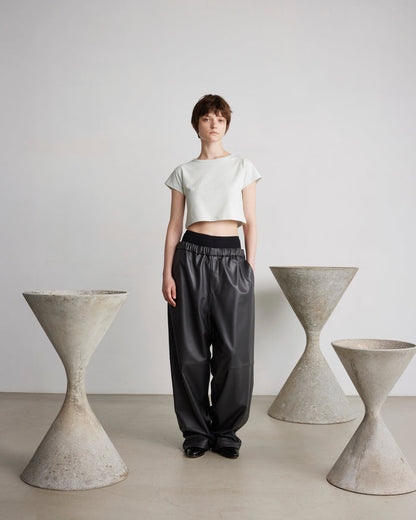 Graphpaper_25SS_LOOK_WOMEN_SNS_4*5_250107_19.jpg__PID:aa3bd9a8-c1b3-43fe-8f51-0ca51b09c6cc