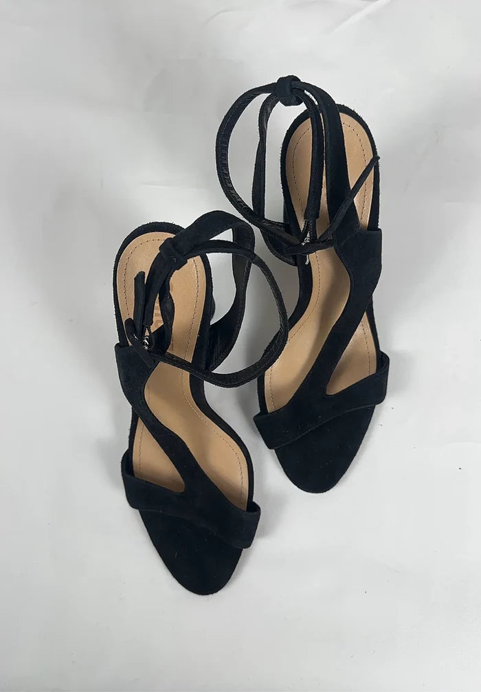 Schutz-skinnklackar