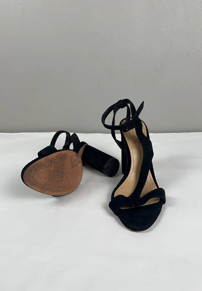 Schutz-skinnklackar