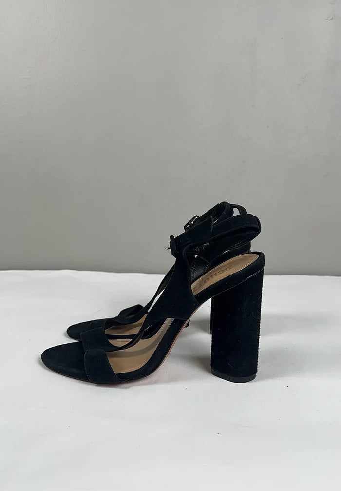 Schutz-skinnklackar