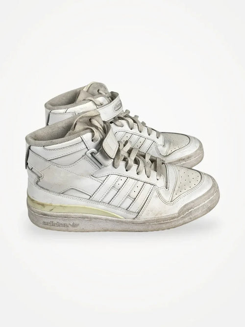 Adidas-skinnsneakers