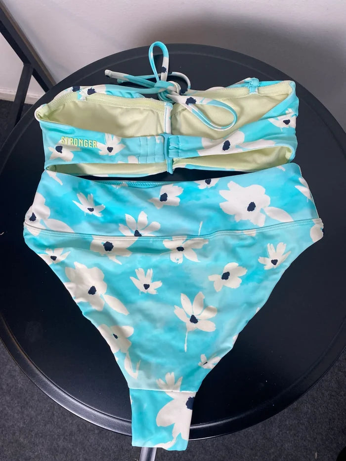 Stronger-bikini NWOT