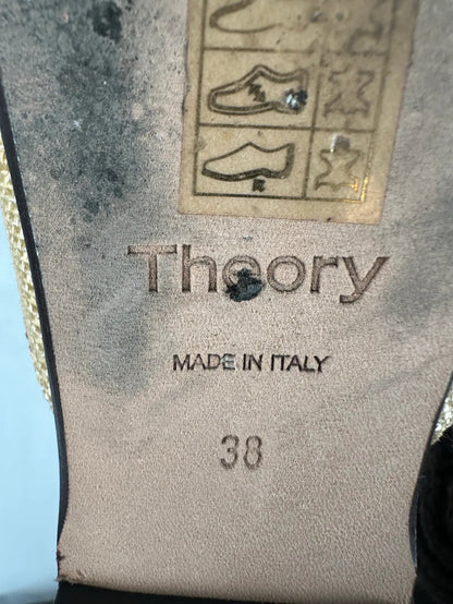 Theory-sandaler